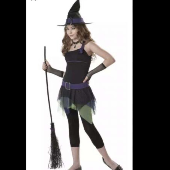California Sassy Witch Girl’s Halloween Cost - Picture 2 of 3